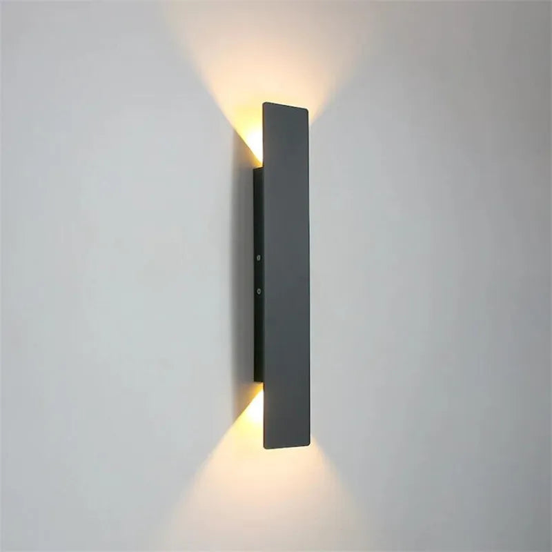 Modern Waterproof LED Wall Light (Up & Down, 18W)